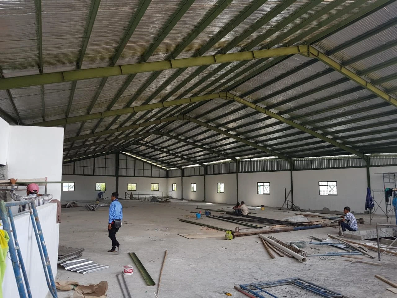 Proyek Kontruksi Baja